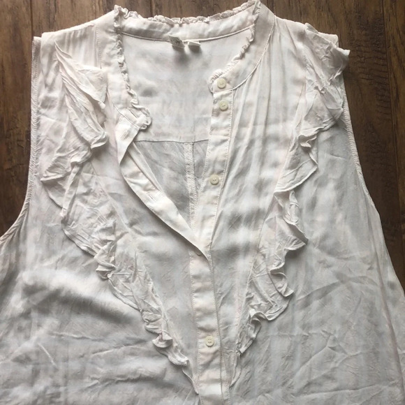 Treasure & Bond Ruffle Front Sleeveless Blouse - Picture 9 of 10
